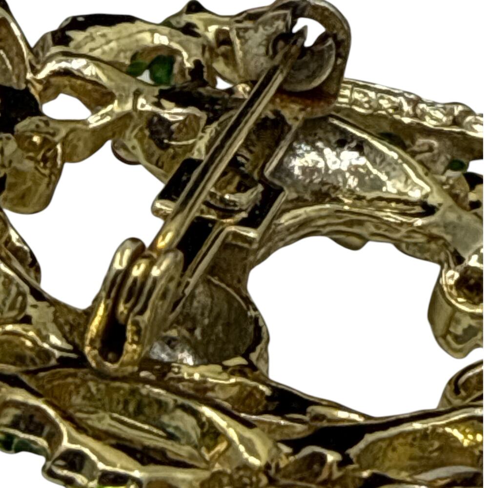 Vintage Holiday Reindeer Christmas Wreath Brooch Goldtone Enamel Signed Gerry’s - Picture 6 of 6